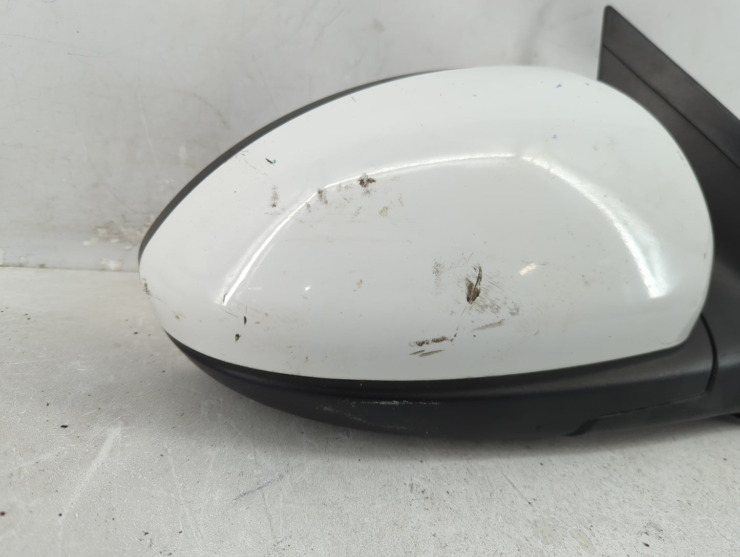 2011-2016 Chevrolet Cruze Passenger Side View Mirror - Right Door Mirror OEM Used - Oemusedautoparts1.com