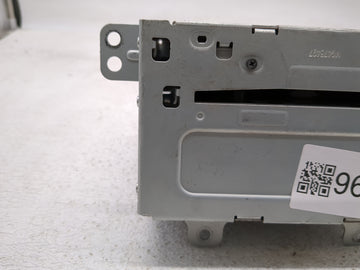 2013 Chevrolet Cruze Radio AM FM Cd Player Receiver Replacement P/N:22923803 Fits OEM Used Auto Parts - Oemusedautoparts1.co