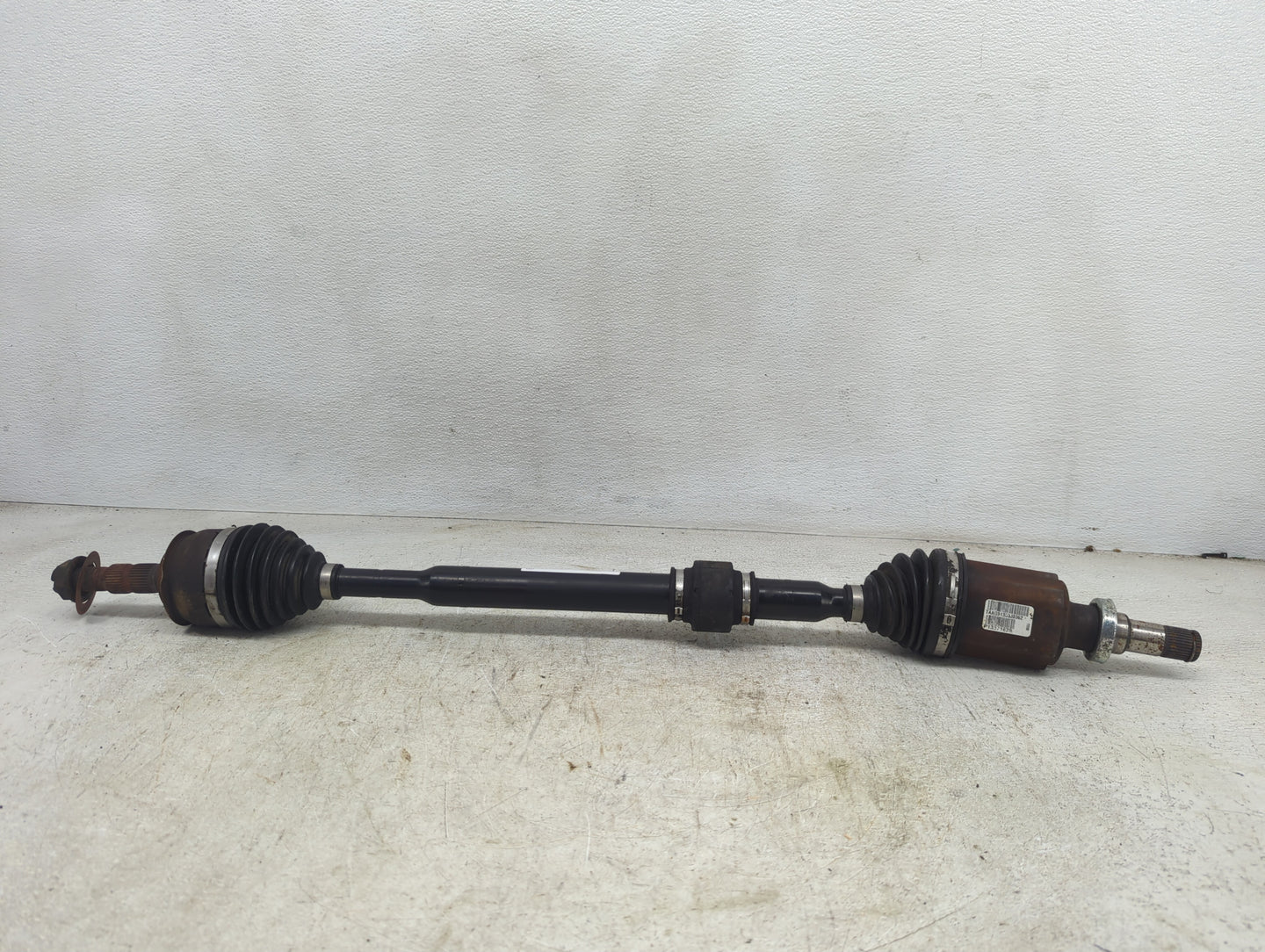 2011-2014 Chevrolet Cruze Axle Shaft Front Driver Cv C/v - Oemusedautoparts1.com
