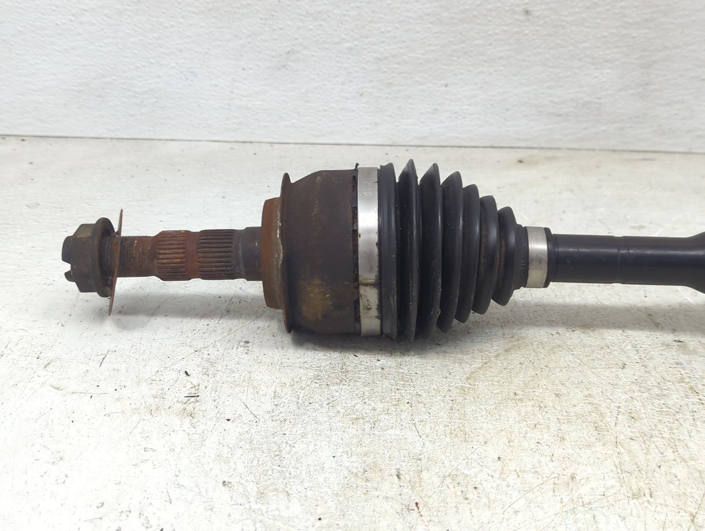 2011-2014 Chevrolet Cruze Axle Shaft Front Driver Cv C/v - Oemusedautoparts1.com