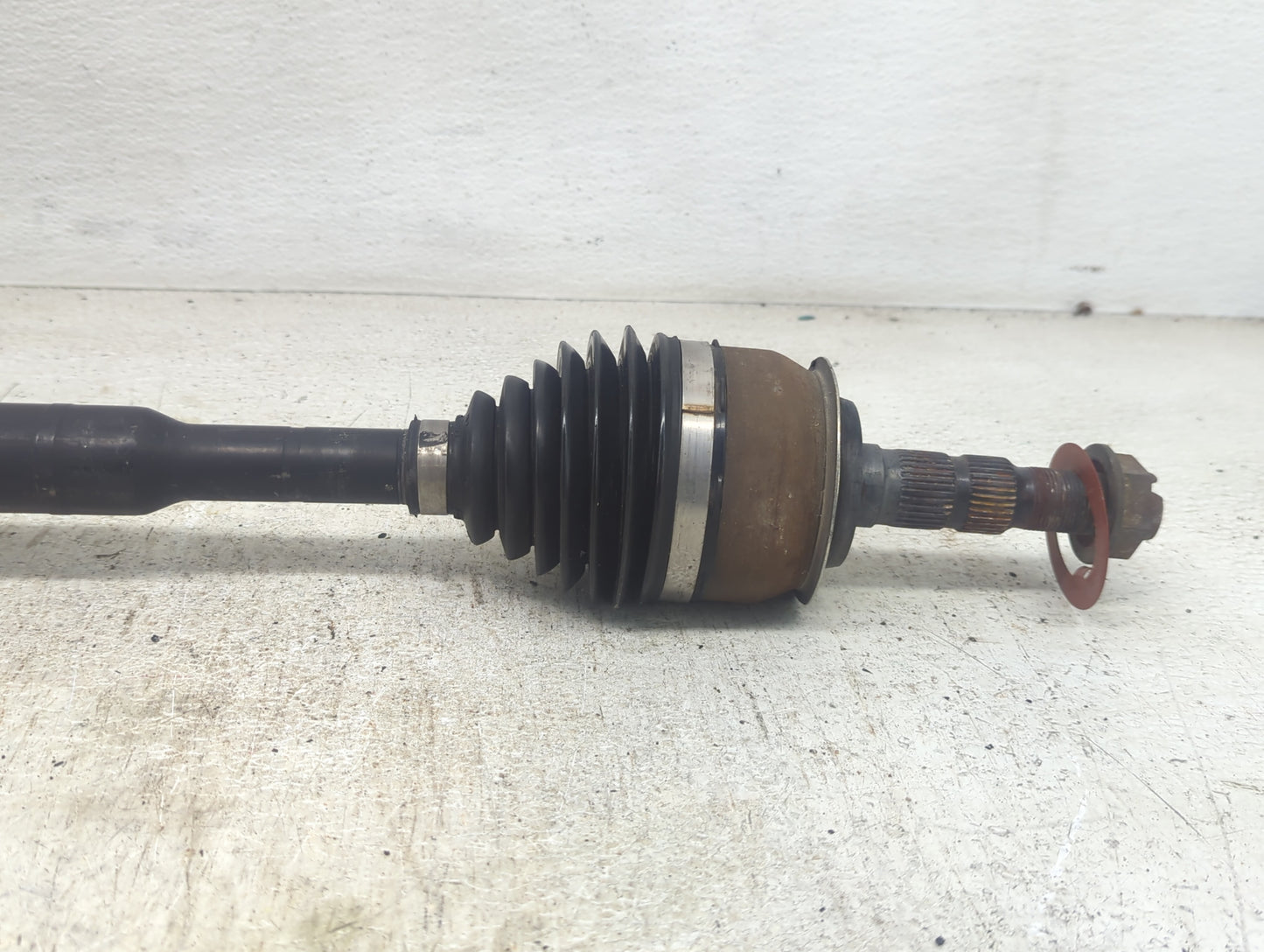 2011-2014 Chevrolet Cruze Axle Shaft Front Passenger Cv C/v - Oemusedautoparts1.com