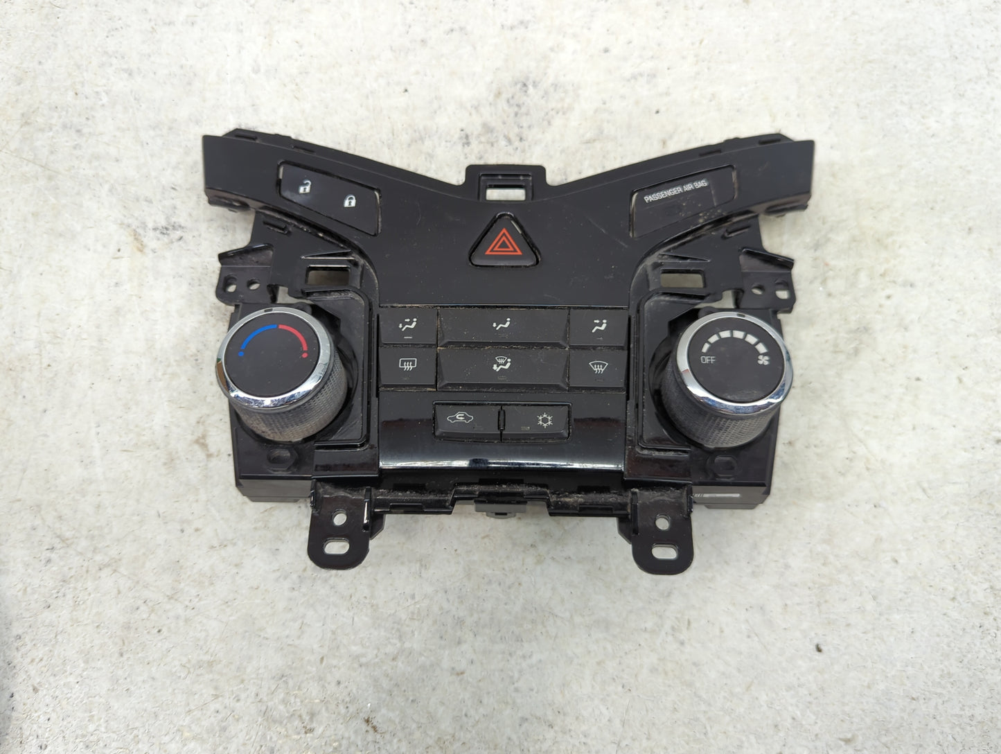 2012-2016 Chevrolet Cruze Climate Control Module Temperature AC/Heater Replacement P/N:95146207 386207A021580646 Fits OEM Us