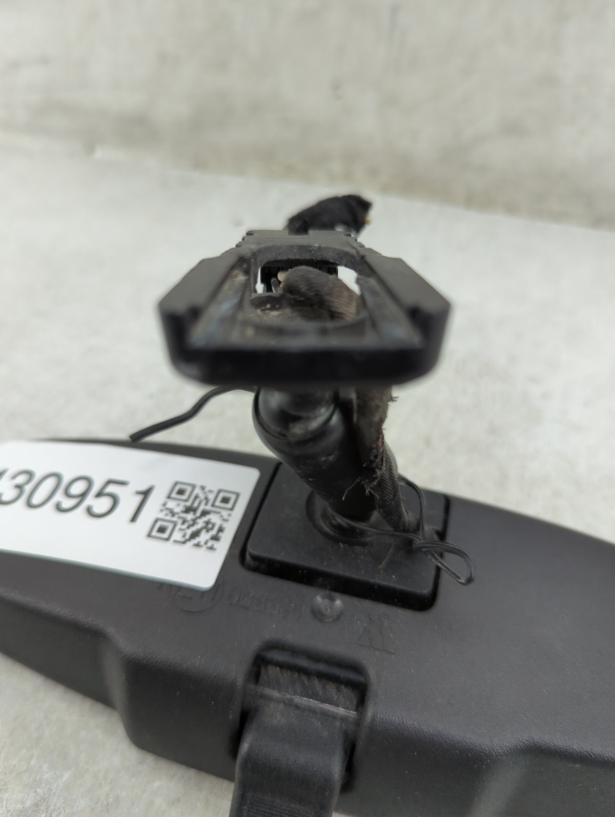 2011-2019 Chevrolet Cruze Interior Rear View Mirror Replacement OEM P/N:2H801L2220 Fits OEM Used Auto Parts - Oemusedautopar