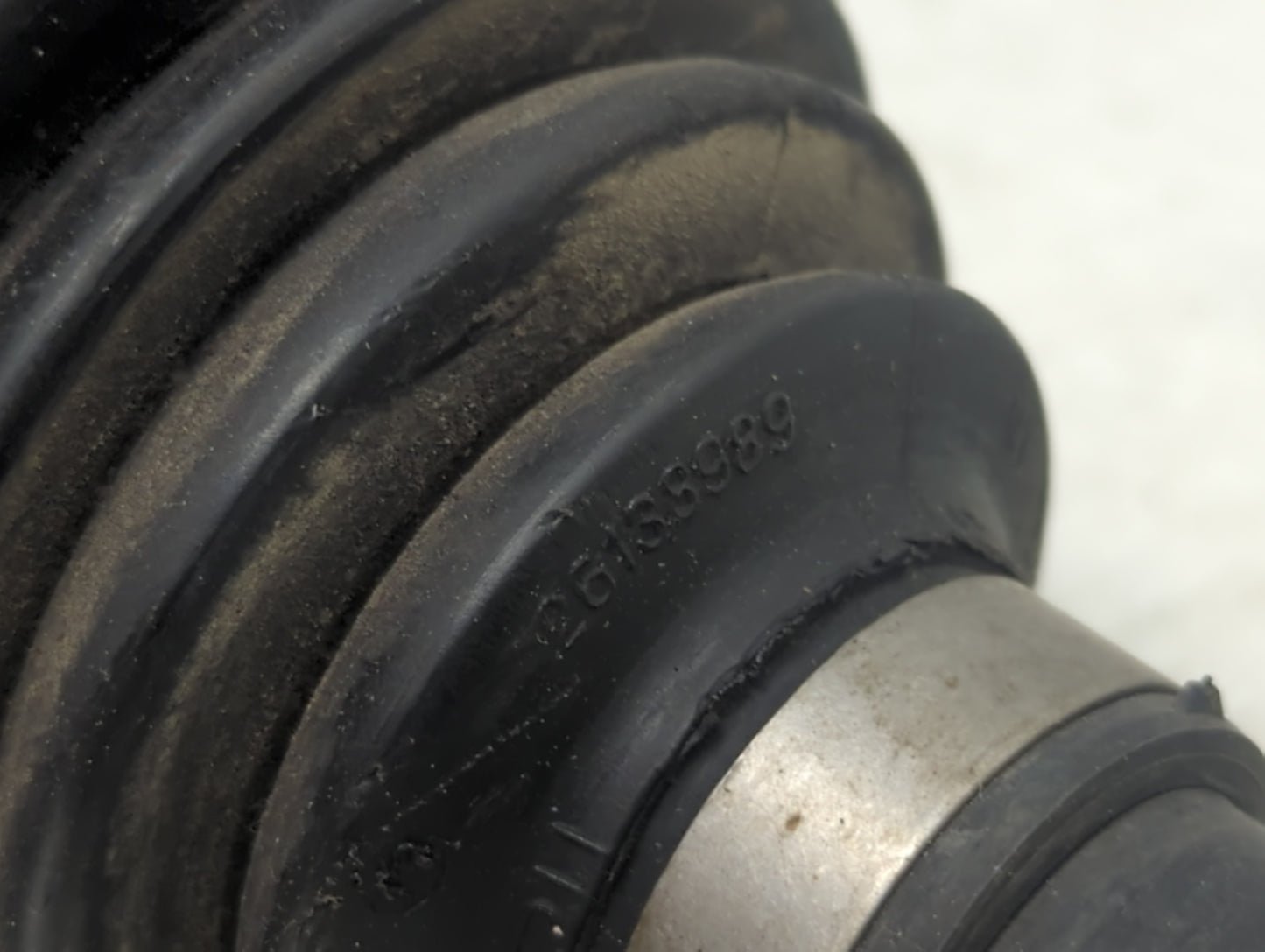 2011-2014 Chevrolet Cruze Axle Shaft Front Passenger Cv C/v - Oemusedautoparts1.com
