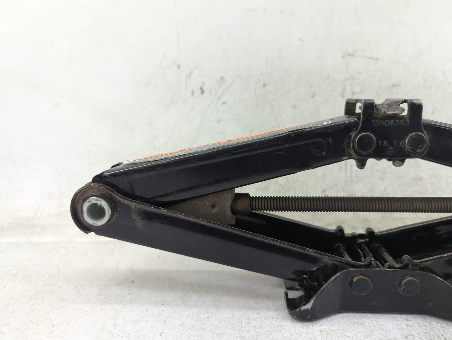 2013 Chevrolet Cruze Spare Scissor Car Jack - Oemusedautoparts1.com