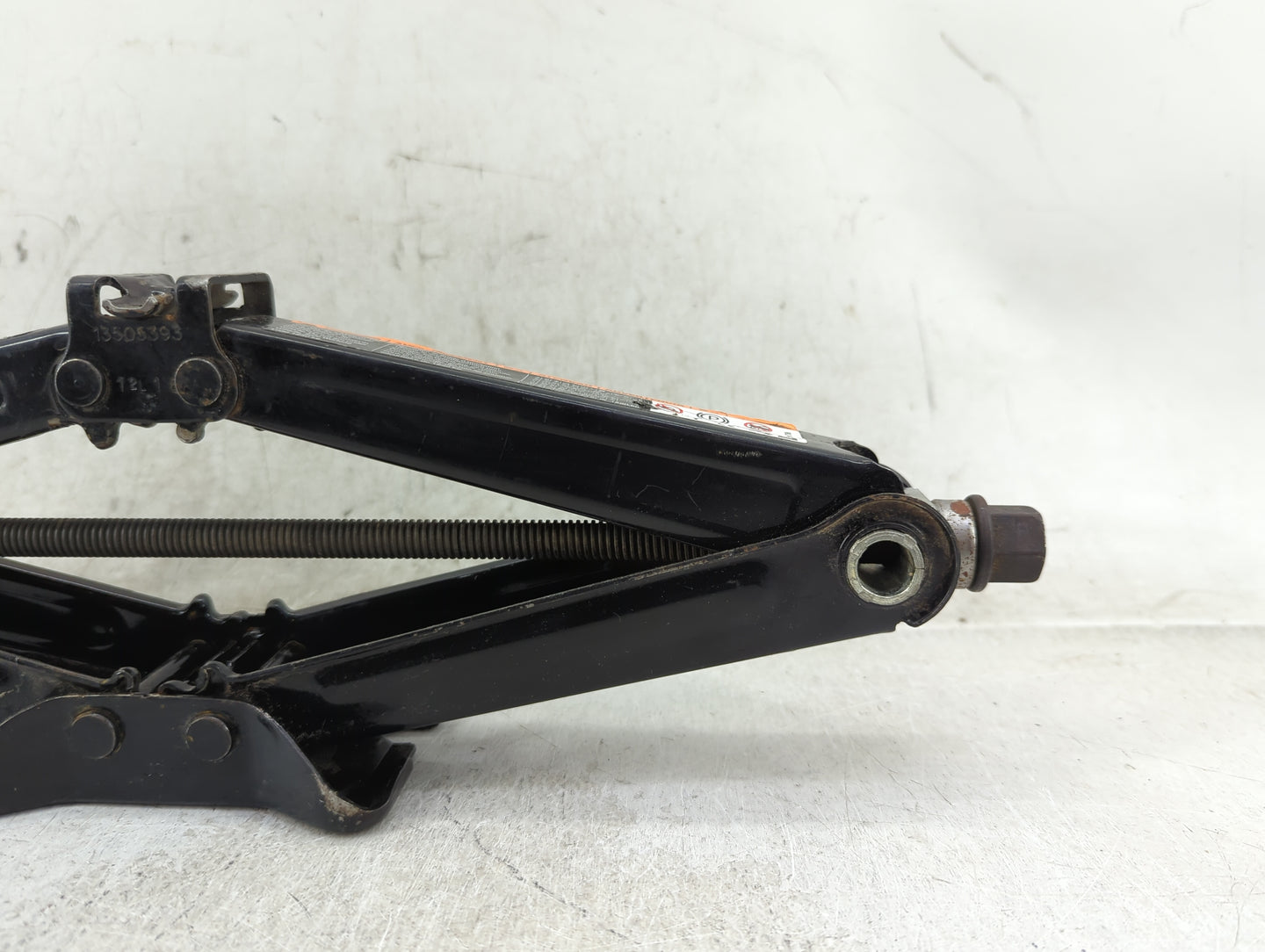 2013 Chevrolet Cruze Spare Scissor Car Jack 1431782 - Oemusedautoparts1.com