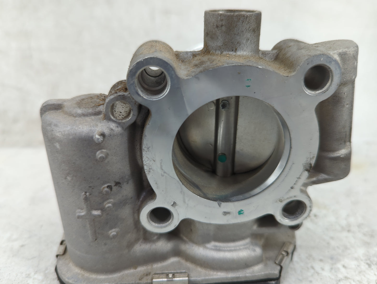 2011-2016 Chevrolet Cruze Throttle Body Fits Fits 2011 2012 2013 2014 2015 2016 2017 2018 2019 2020 2021 OEM Used Auto Parts