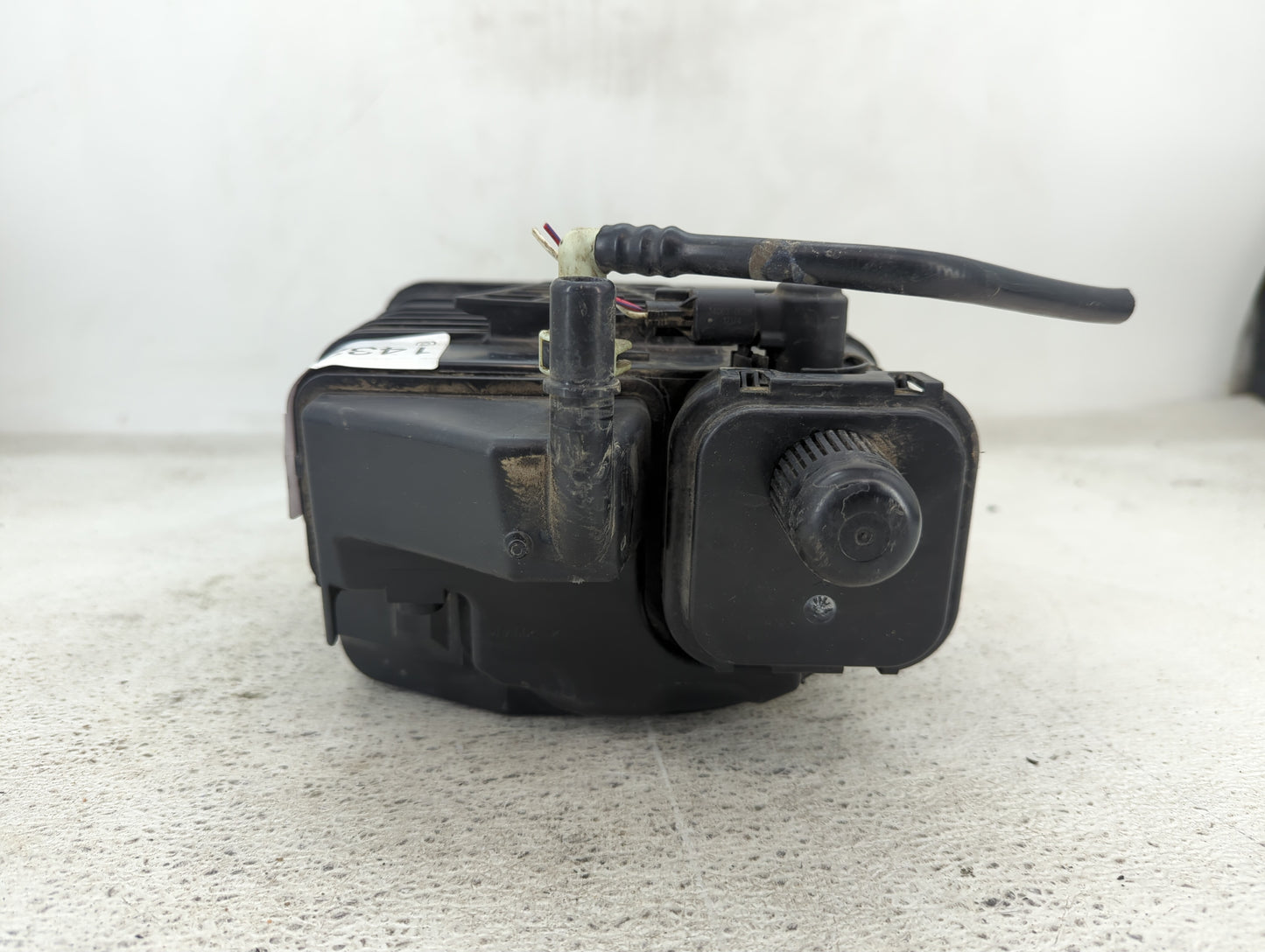2013 Chevrolet Cruze Fuel Vapor Charcoal Canister 1432271 - Oemusedautoparts1.com
