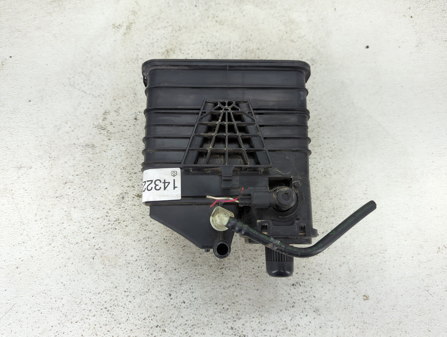 2013 Chevrolet Cruze Fuel Vapor Charcoal Canister 1432271 - Oemusedautoparts1.com