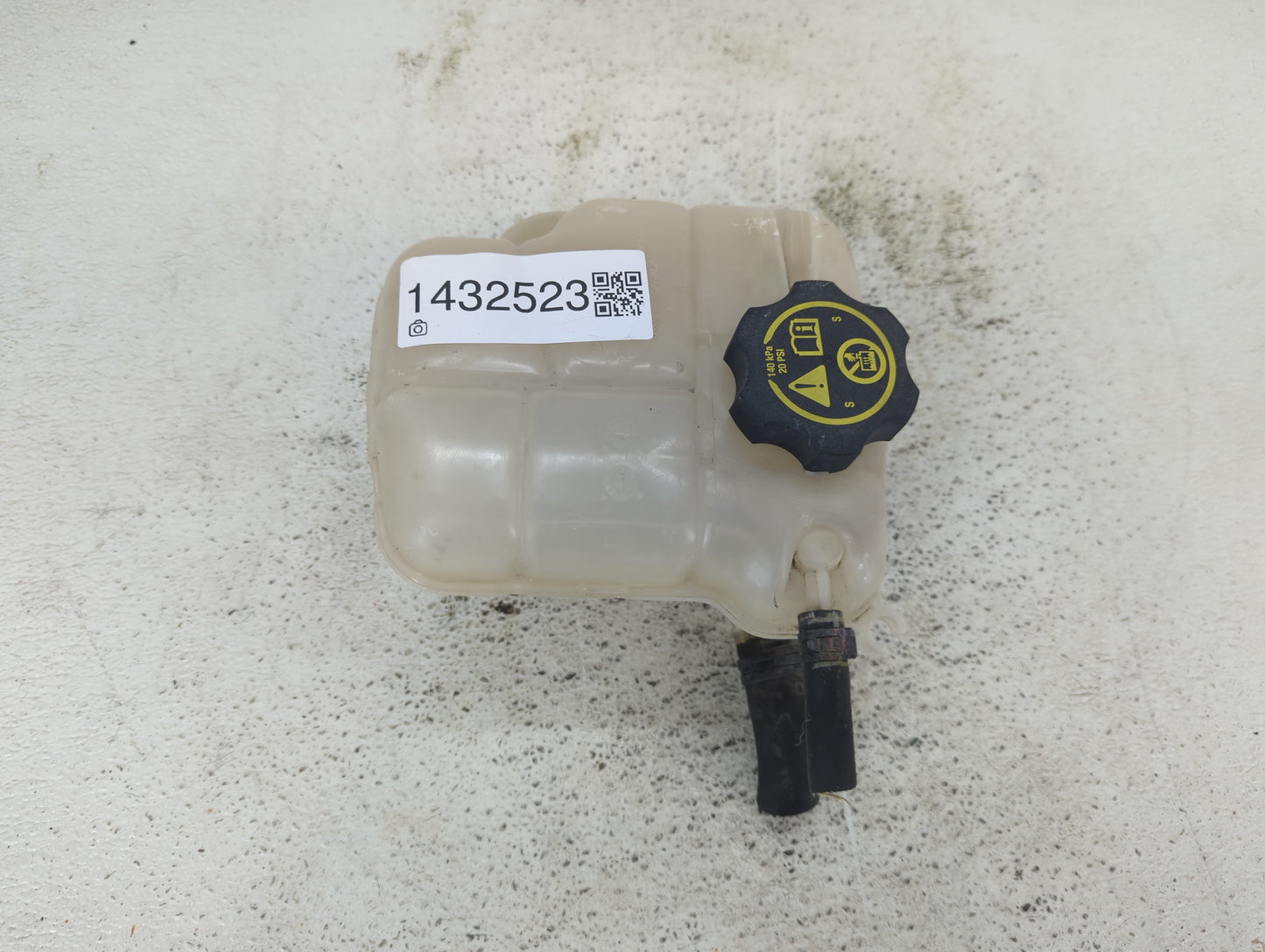 2011 Chevrolet Cruze Radiator Coolant Overflow Expansion Tank Bottle 1432523 - Oemusedautoparts1.com