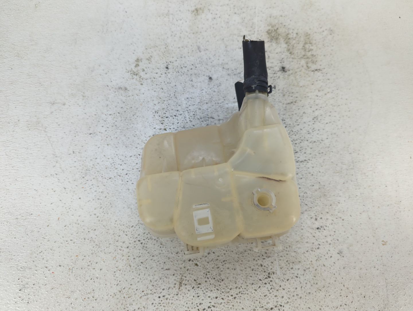 2011 Chevrolet Cruze Radiator Coolant Overflow Expansion Tank Bottle 1432523 - Oemusedautoparts1.com