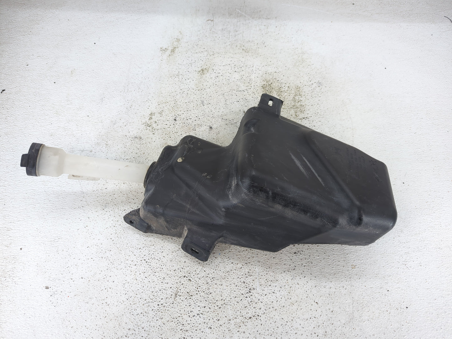 2011-2016 Chevrolet Cruze Windshield Washer Fluid Reservoir Bottle Oem - Oemusedautoparts1.com