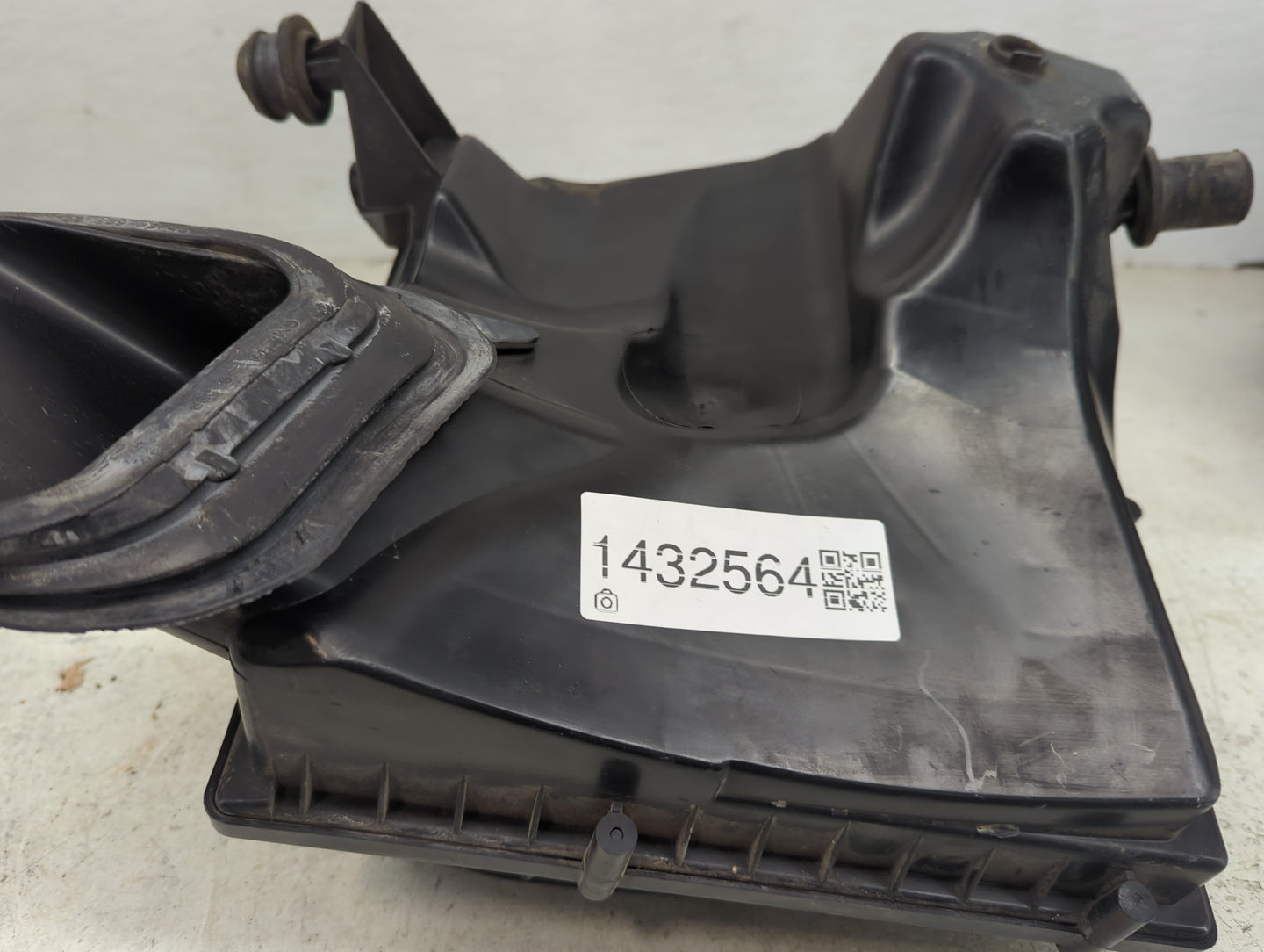 2012-2014 Chevrolet Cruze Air Cleaner Intake-duct Hose Tube - Oemusedautoparts1.com