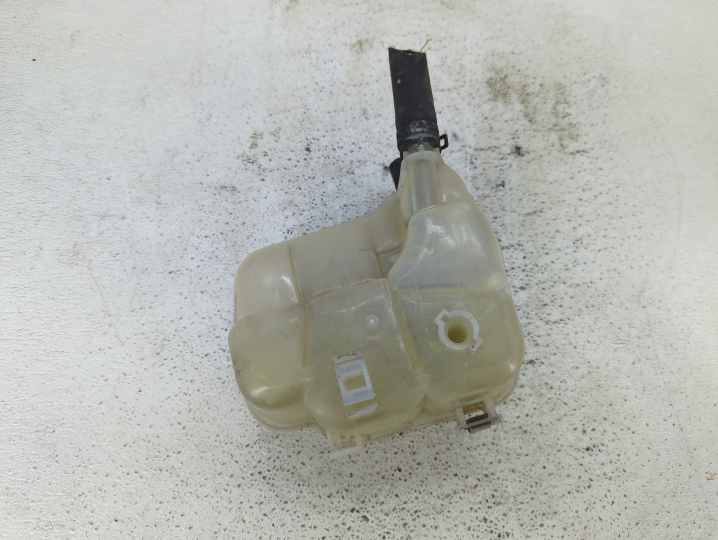 2011 Chevrolet Cruze Radiator Coolant Overflow Expansion Tank Bottle 1432652 - Oemusedautoparts1.com