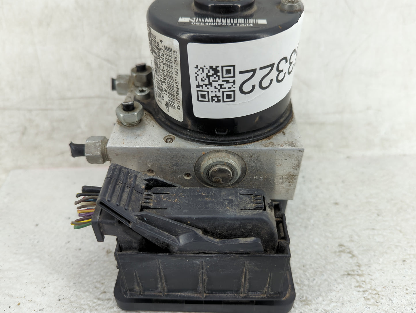 2012-2015 Chevrolet Cruze ABS Pump Control Module Replacement P/N:13434670 Fits Fits 2012 2013 2014 2015 OEM Used Auto Parts