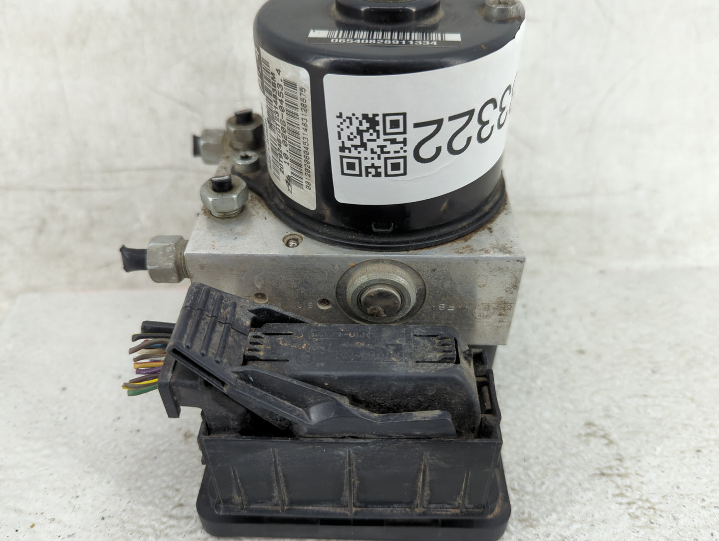 2012-2015 Chevrolet Cruze ABS Pump Control Module Replacement P/N:13434670 Fits Fits 2012 2013 2014 2015 OEM Used Auto Parts