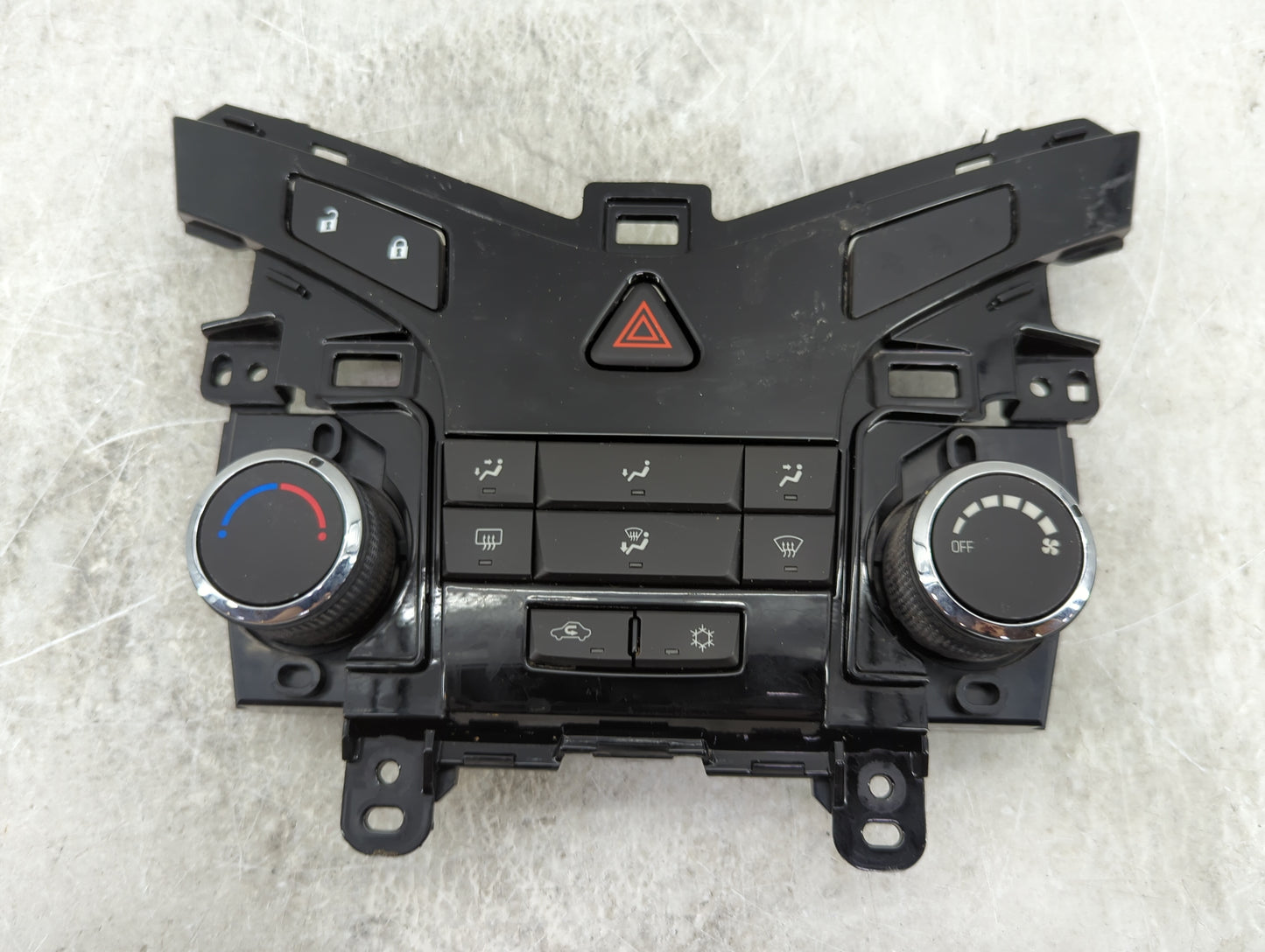 2012-2016 Chevrolet Cruze Climate Control Module Temperature AC/Heater Replacement P/N:95146207 386207A021850643 Fits OEM Us