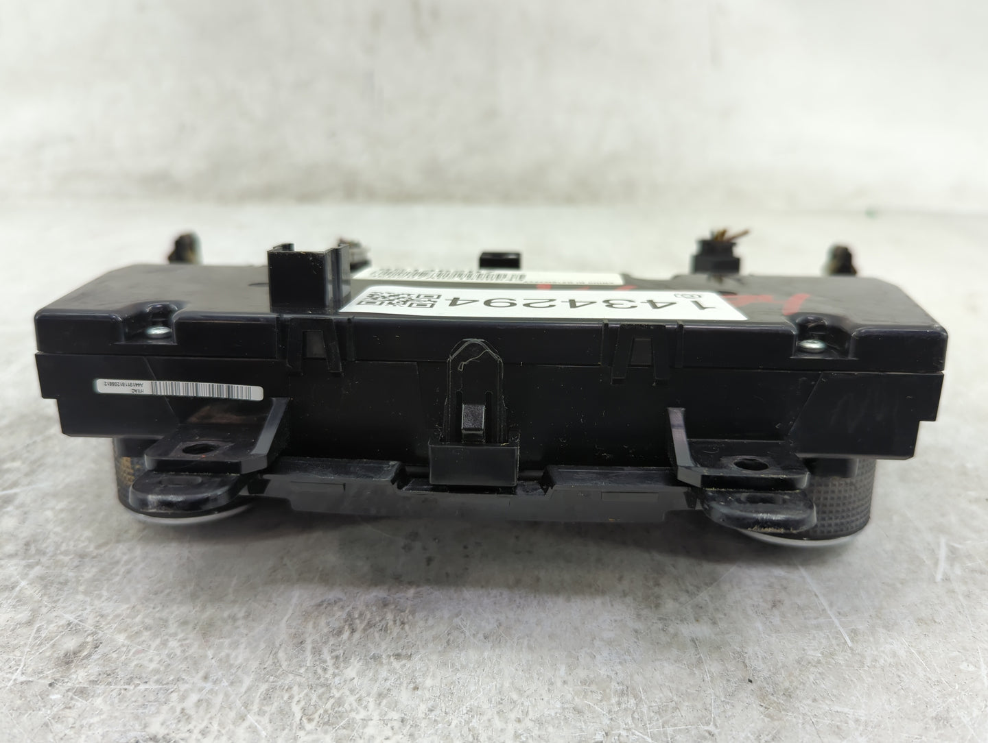 2012-2016 Chevrolet Cruze Climate Control Module Temperature AC/Heater Replacement P/N:95146207 386207A021850643 Fits OEM Us