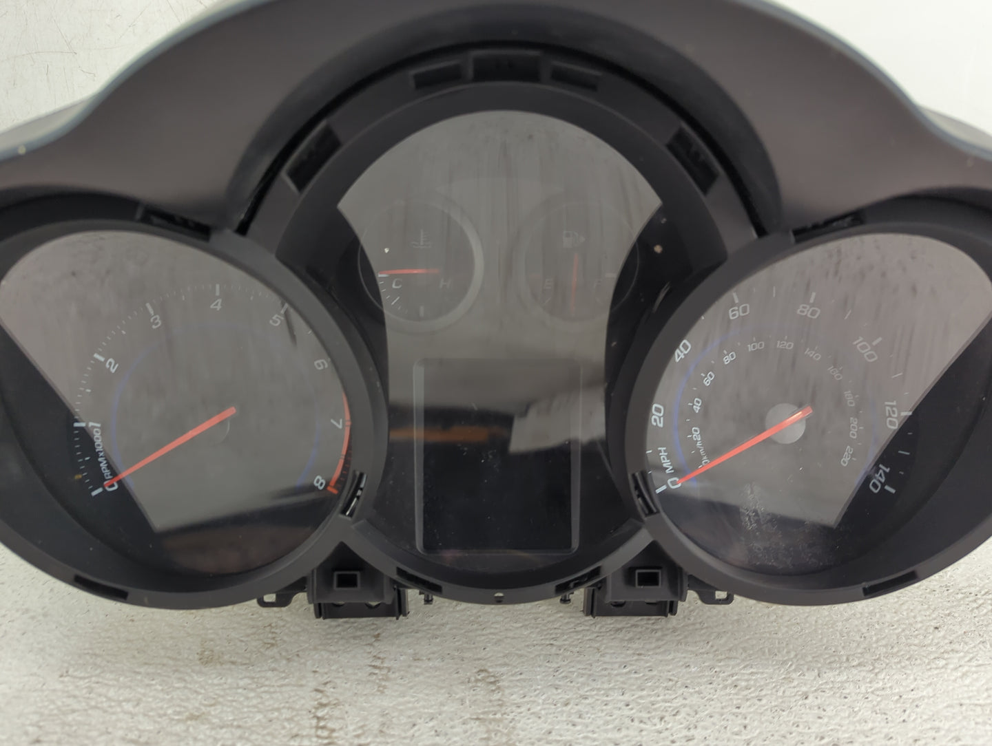 2013-2014 Chevrolet Cruze Instrument Cluster Speedometer Gauges P/N:95129378 Miles: Fits Fits 2013 2014 OEM Used Auto Parts 