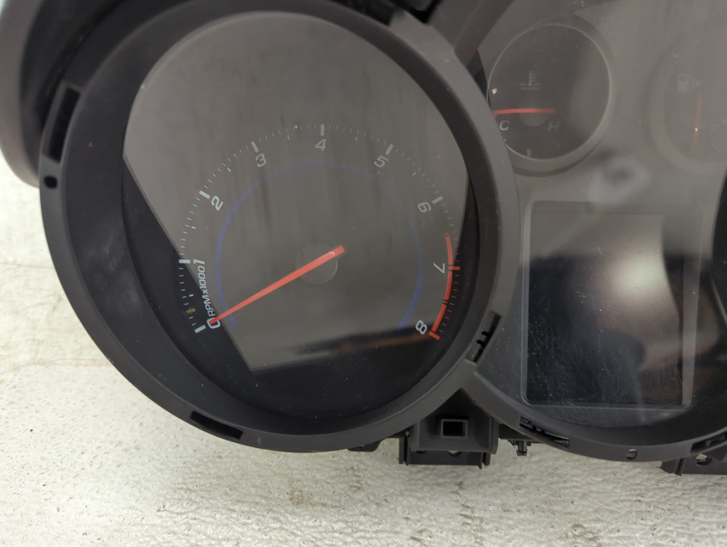 2013-2014 Chevrolet Cruze Instrument Cluster Speedometer Gauges P/N:95129378 Miles: Fits Fits 2013 2014 OEM Used Auto Parts 