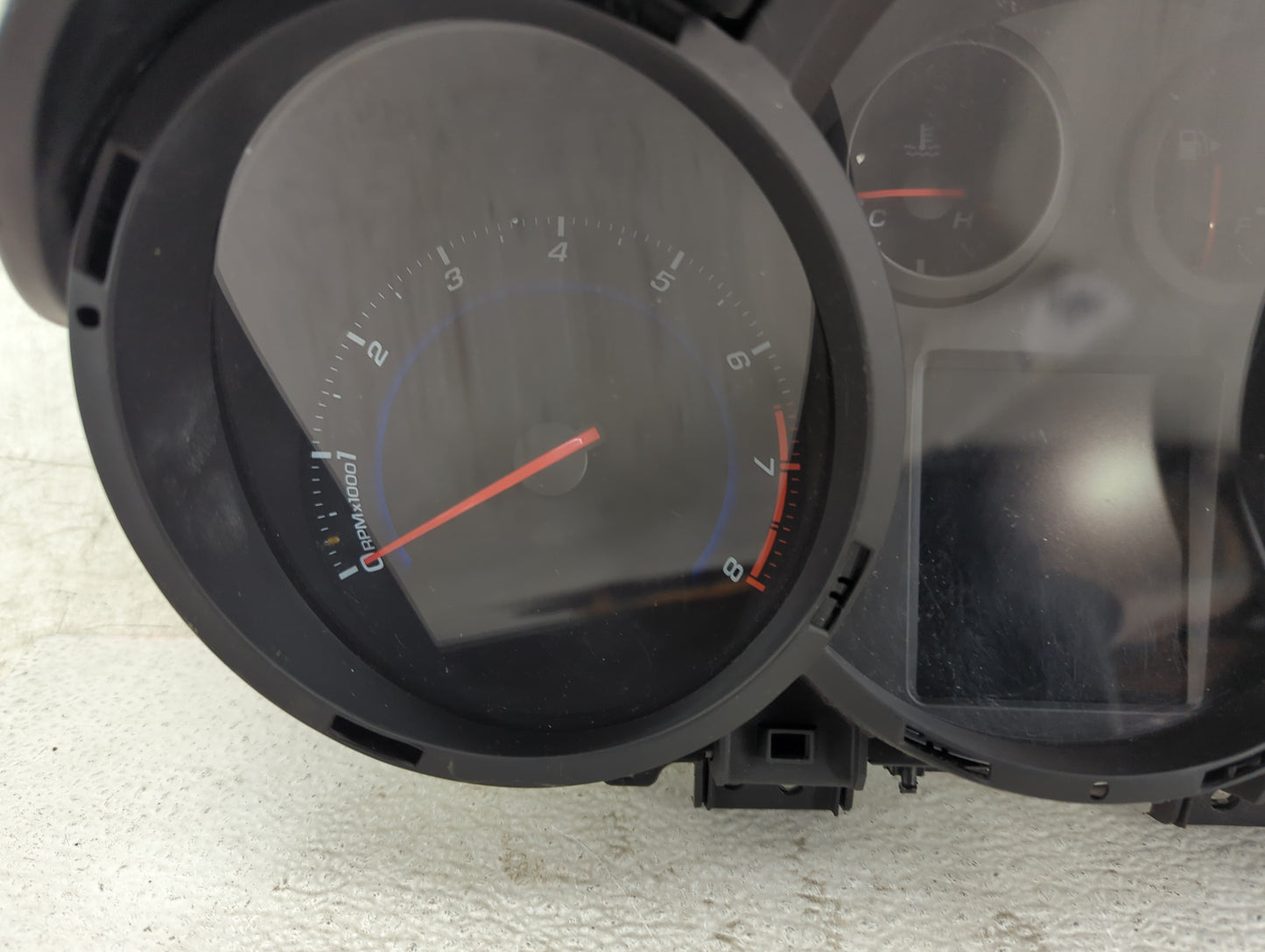 2013-2014 Chevrolet Cruze Instrument Cluster Speedometer Gauges P/N:95129378 Miles: Fits Fits 2013 2014 OEM Used Auto Parts 