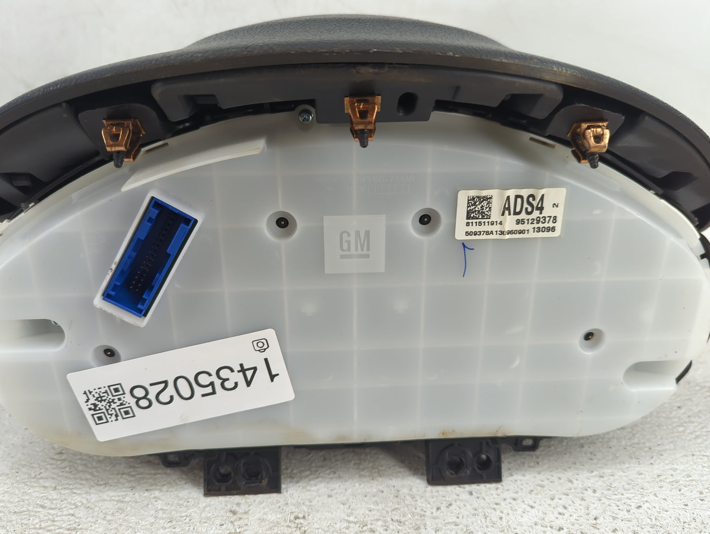2013-2014 Chevrolet Cruze Instrument Cluster Speedometer Gauges P/N:95129378 Miles: Fits Fits 2013 2014 OEM Used Auto Parts 