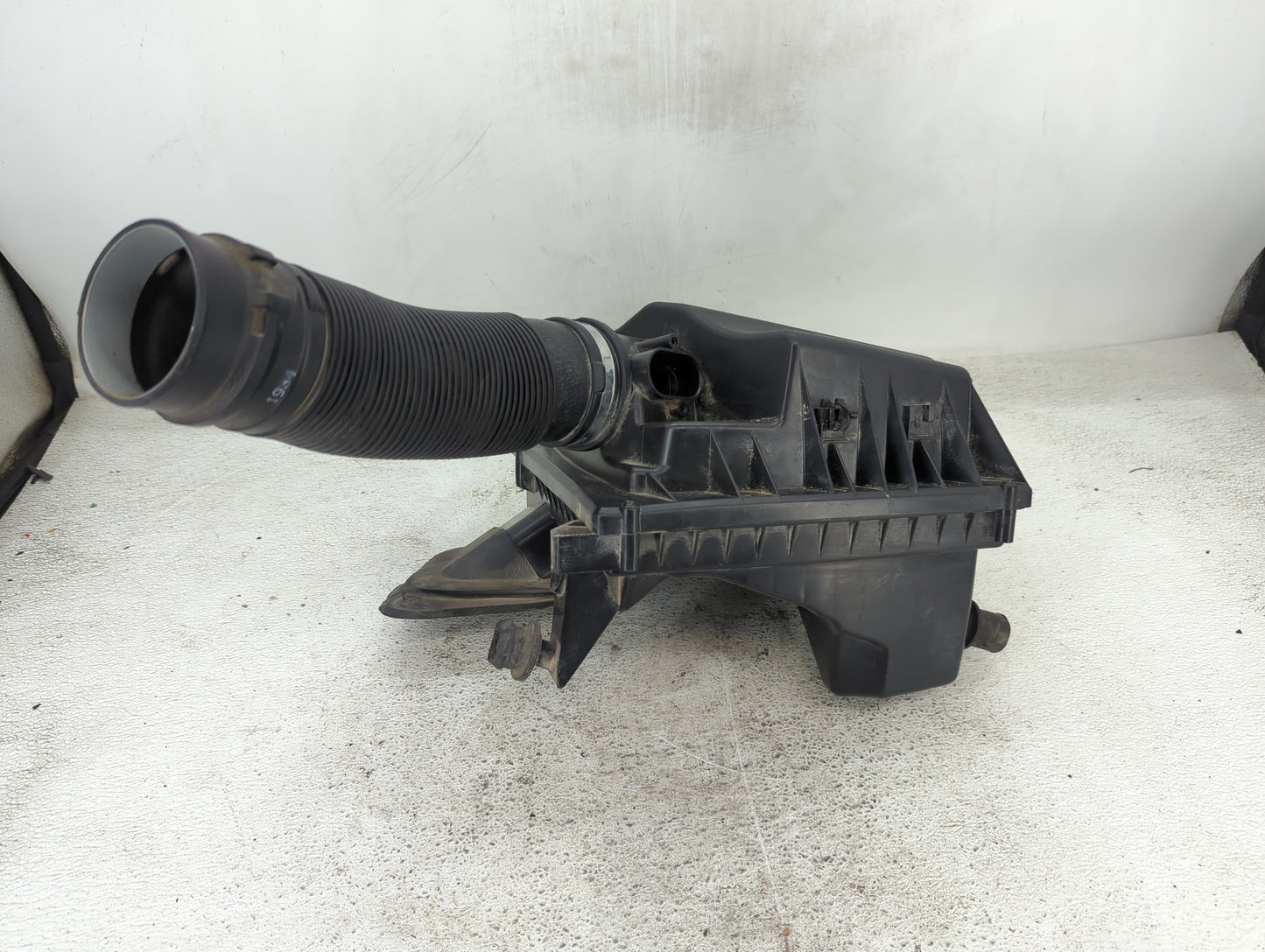 2012-2014 Chevrolet Cruze Air Cleaner Intake-duct Hose Tube - Oemusedautoparts1.com