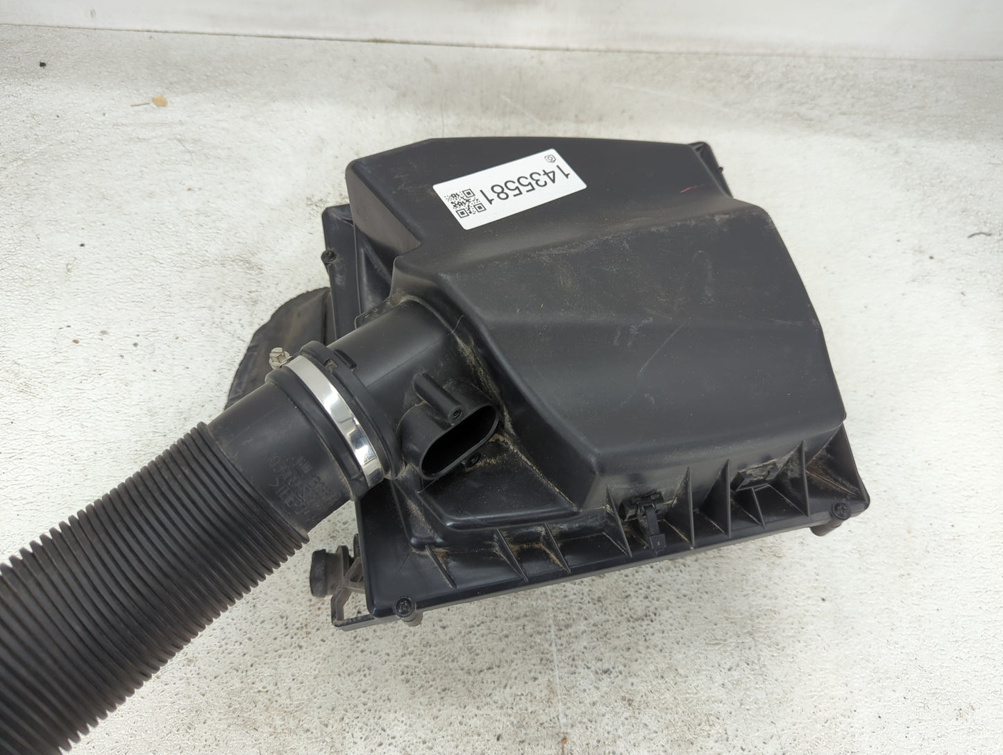 2012-2014 Chevrolet Cruze Air Cleaner Intake-duct Hose Tube - Oemusedautoparts1.com