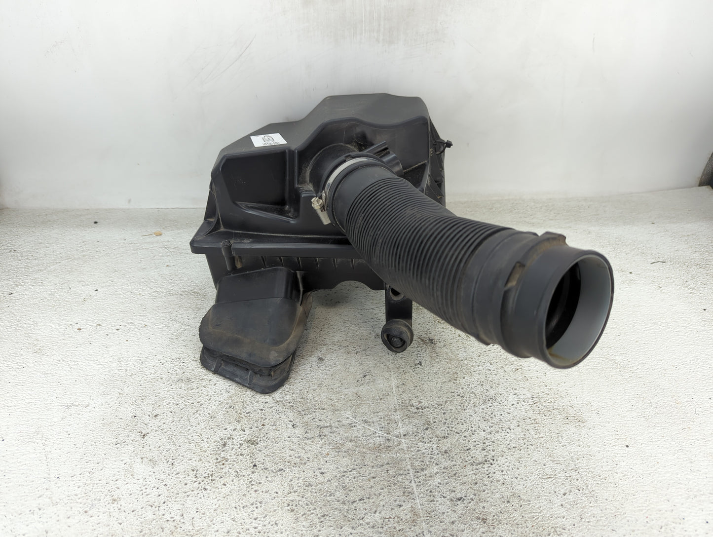 2012-2014 Chevrolet Cruze Air Cleaner Intake-duct Hose Tube - Oemusedautoparts1.com
