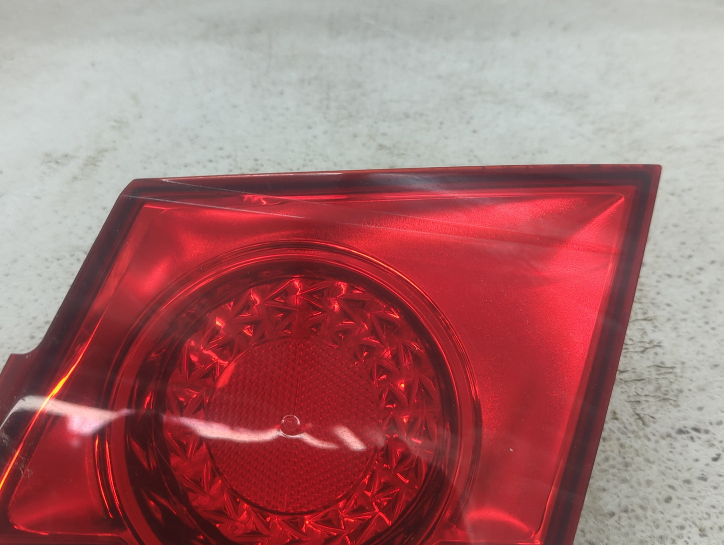 2011-2016 Chevrolet Cruze Tail Light Assembly Passenger Right OEM Fits Fits 2011 2012 2013 2014 2015 2016 OEM Used Auto Part