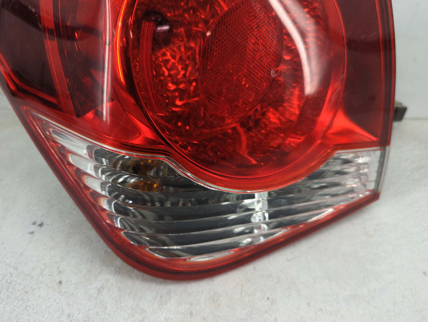 2011-2016 Chevrolet Cruze Tail Light Assembly Passenger Right OEM Fits Fits 2011 2012 2013 2014 2015 2016 OEM Used Auto Part