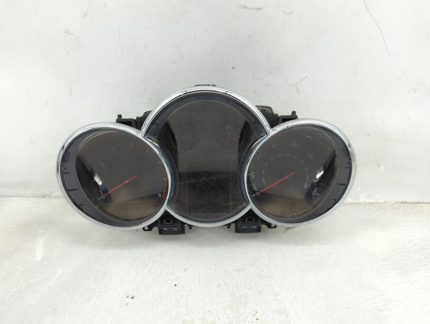 2013-2014 Chevrolet Cruze Instrument Cluster Speedometer Gauges P/N:95129376 Fits Fits 2013 2014 OEM Used Auto Parts - Oemus