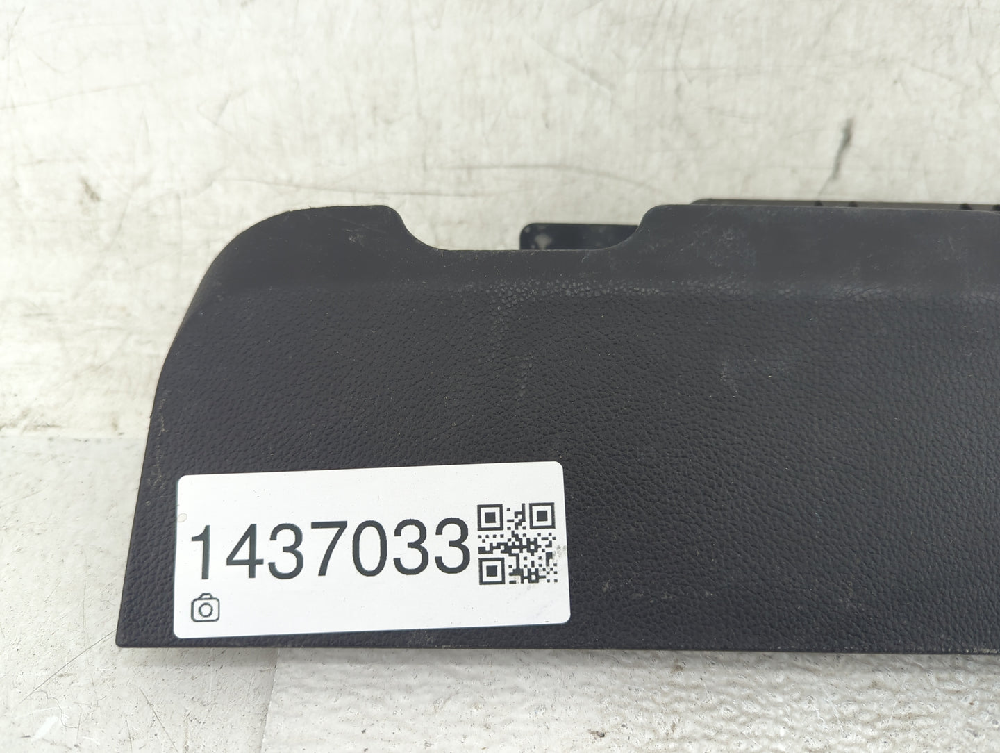 2013-2016 Chevrolet Cruze Air Bag Passenger Right Knee OEM P/N:95910049 814990982, AB0-09Q005 Fits Fits 2013 2014 2015 2016 
