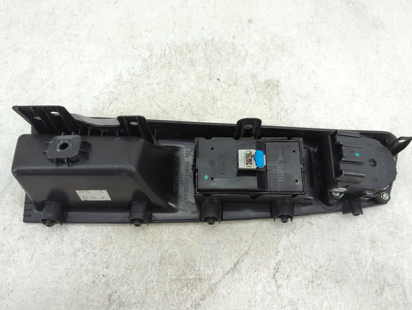 2011-2016 Chevrolet Cruze Master Power Window Switch Replacement Driver Side Left P/N:20838852 Fits OEM Used Auto Parts - Oe