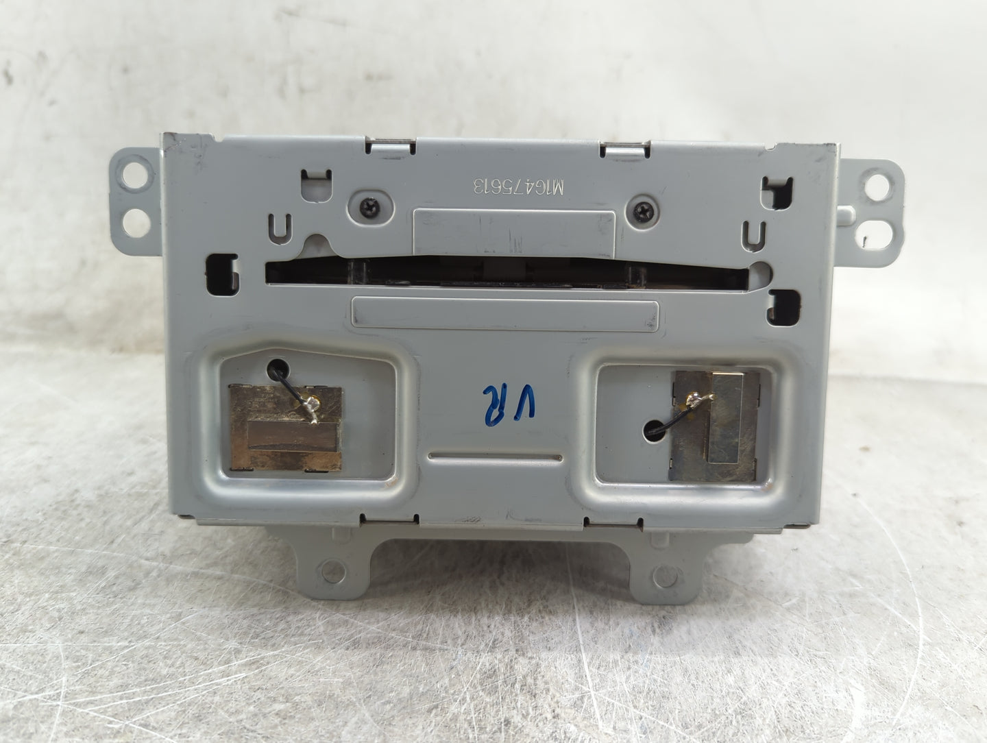 2013 Chevrolet Cruze Radio AM FM Cd Player Receiver Replacement P/N:22979837 GA-130-COLR-NS, ACJ-GA-130-COLR, LZECT2HC Fits 