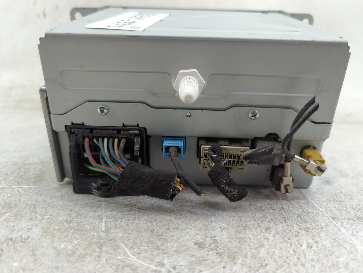 2013 Chevrolet Cruze Radio AM FM Cd Player Receiver Replacement P/N:22979837 GA-130-COLR-NS, ACJ-GA-130-COLR, LZECT2HC Fits 