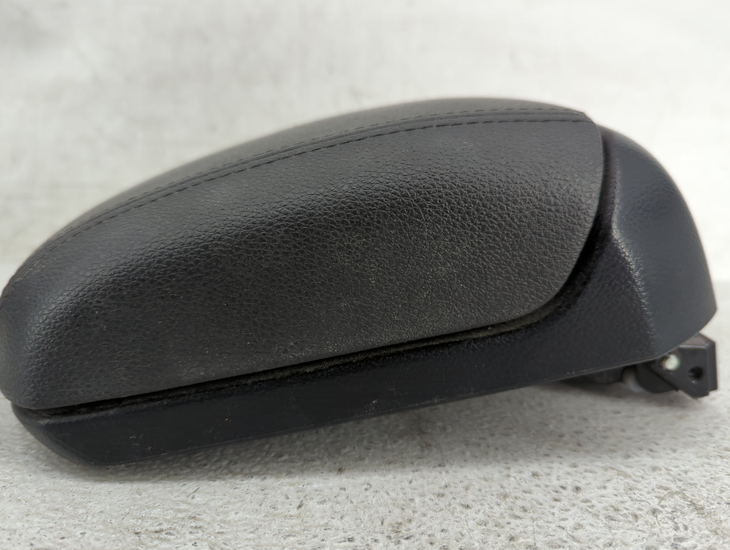 2013 Chevrolet Cruze Center Console Armrest Cover Lid Fits OEM Used Auto Parts - Oemusedautoparts1.com