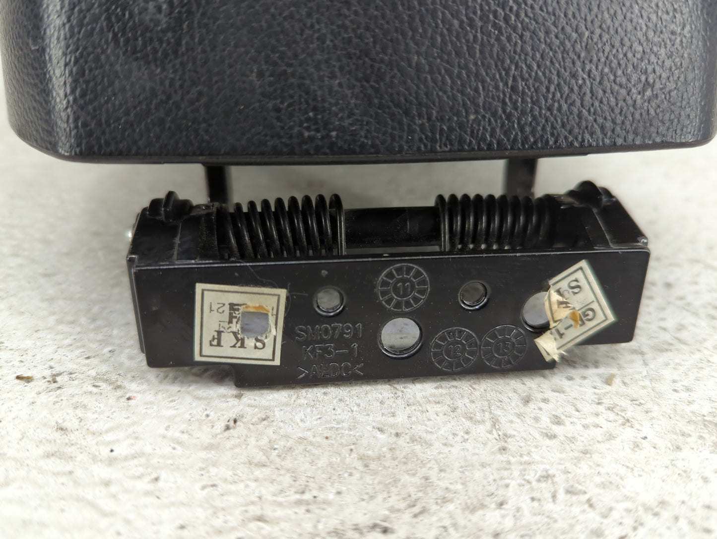2013 Chevrolet Cruze Center Console Armrest Cover Lid Fits OEM Used Auto Parts - Oemusedautoparts1.com