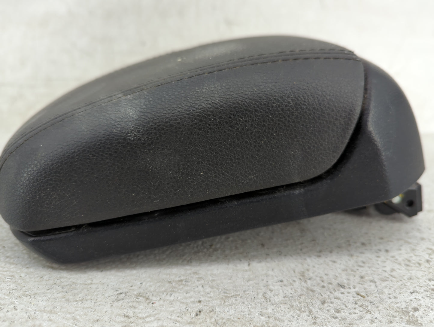 2013 Chevrolet Cruze Center Console Armrest Cover Lid Fits OEM Used Auto Parts - Oemusedautoparts1.com