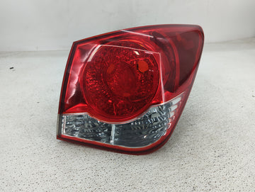 2011-2016 Chevrolet Cruze Tail Light Assembly Passenger Right OEM Fits Fits 2011 2012 2013 2014 2015 2016 OEM Used Auto Part