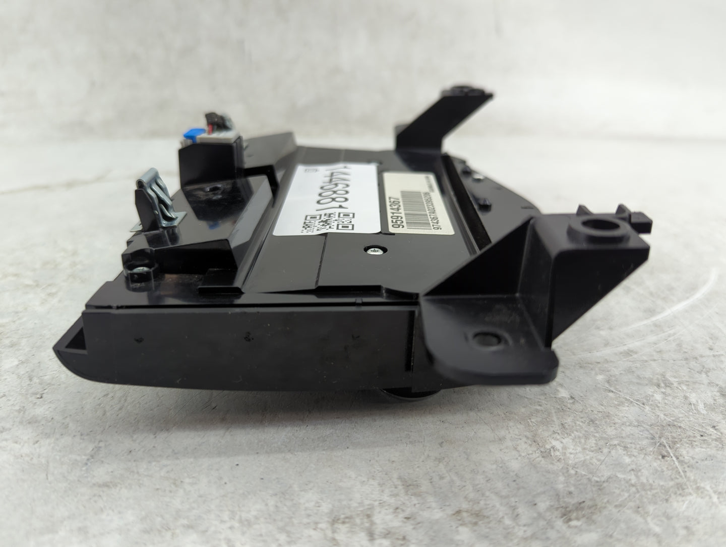 2013 Chevrolet Cruze Radio Control Panel - Oemusedautoparts1.com