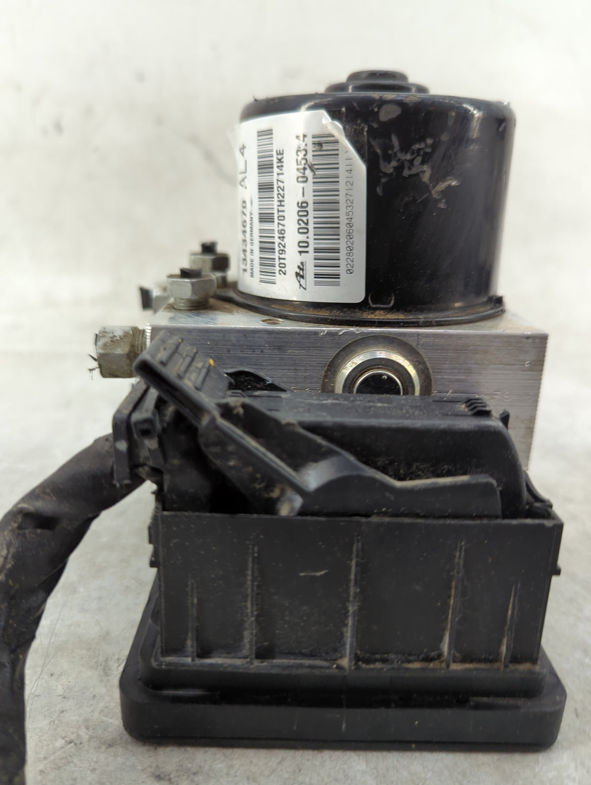 2012-2015 Chevrolet Cruze Anti-Lock Brake ABS Pump Module Actuator OEM P/N:13434670 Fits Fits 2012 2013 2014 2015 OEM Used A
