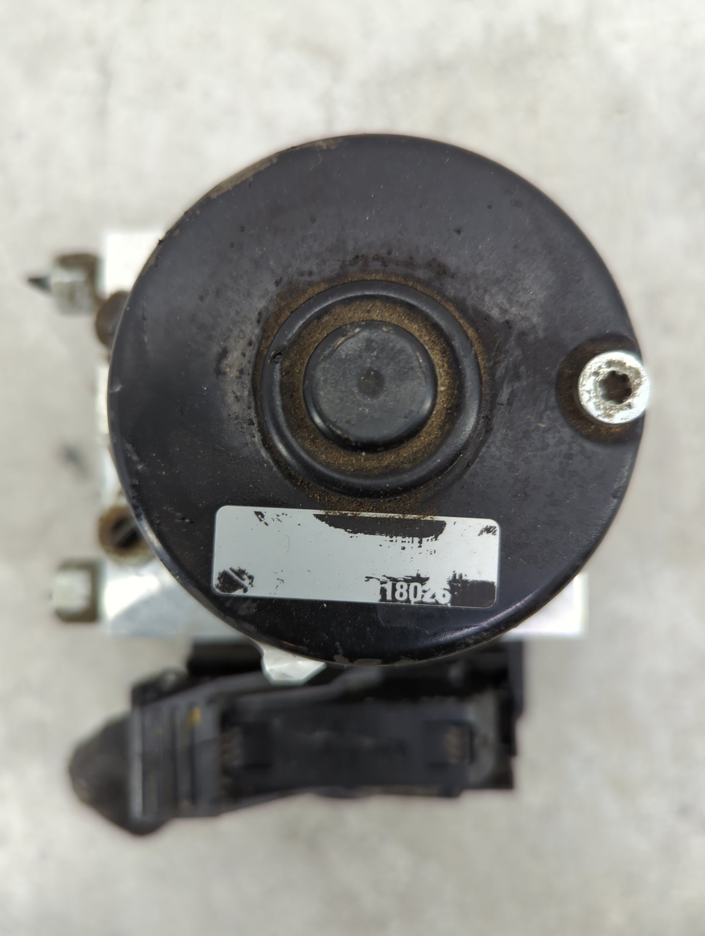 2012-2015 Chevrolet Cruze ABS Pump Control Module Replacement P/N:13434670 Fits Fits 2012 2013 2014 2015 OEM Used Auto Parts