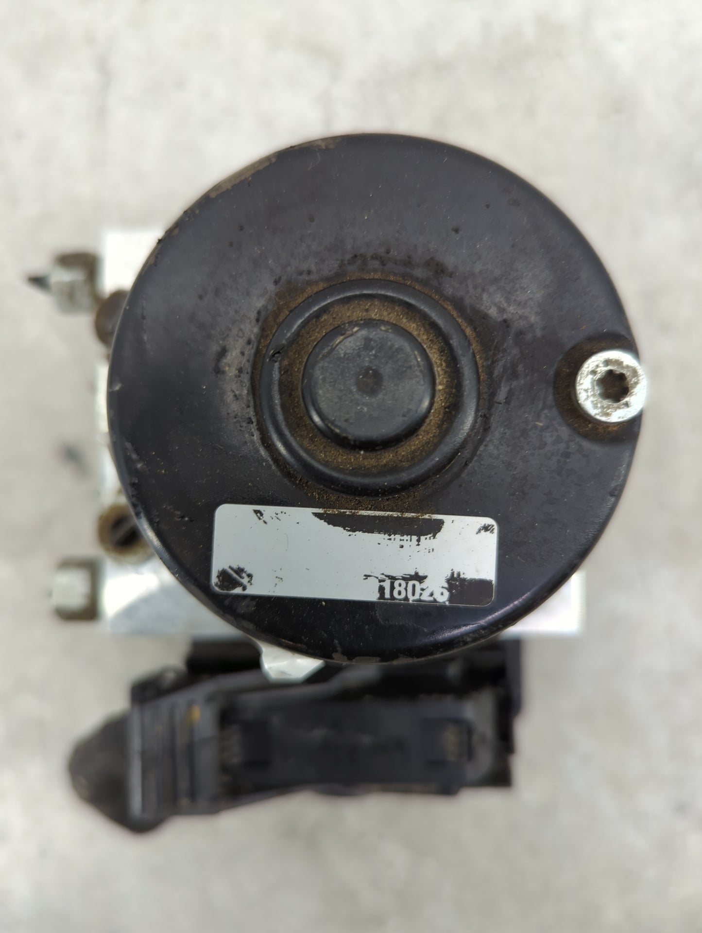 2012-2015 Chevrolet Cruze ABS Pump Control Module Replacement P/N:13434670 Fits Fits 2012 2013 2014 2015 OEM Used Auto Parts