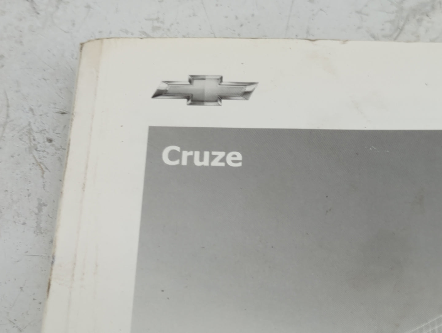 2013 Chevrolet Cruze Owners Manual Book Guide P/N:22771025 OEM Used Auto Parts - Oemusedautoparts1.com