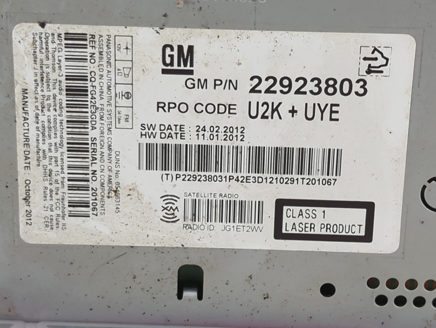 2013 Chevrolet Cruze Radio AM FM Cd Player Receiver Replacement P/N:22923803 CQ-FG42E3GDA Fits OEM Used Auto Parts - Oemused