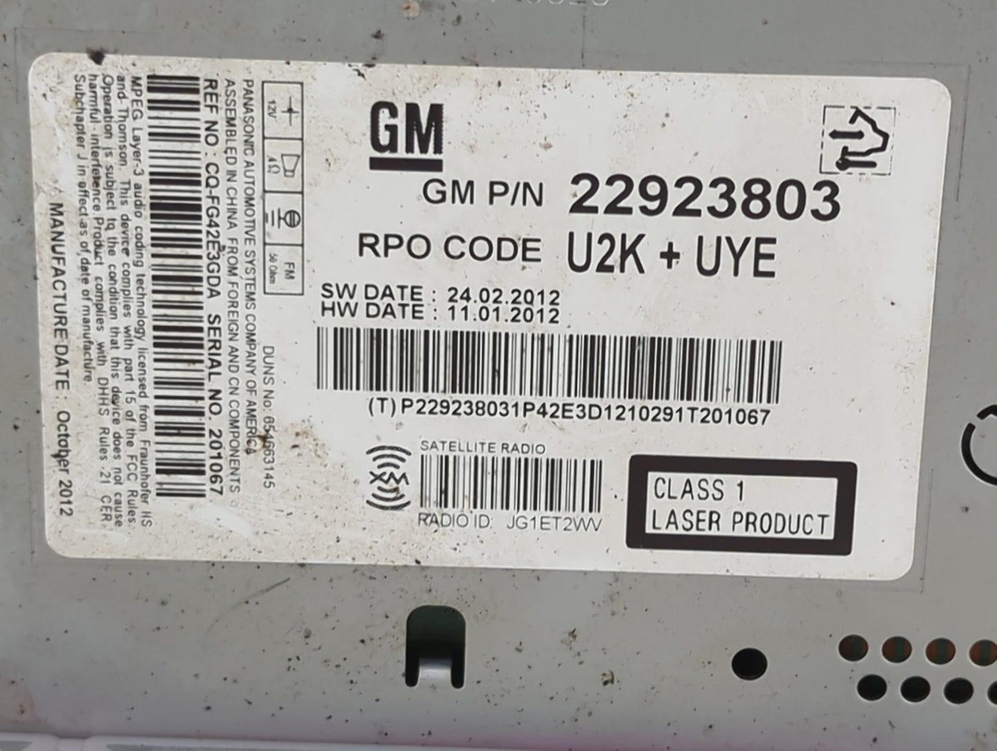 2013 Chevrolet Cruze Radio AM FM Cd Player Receiver Replacement P/N:22923803 CQ-FG42E3GDA Fits OEM Used Auto Parts - Oemused
