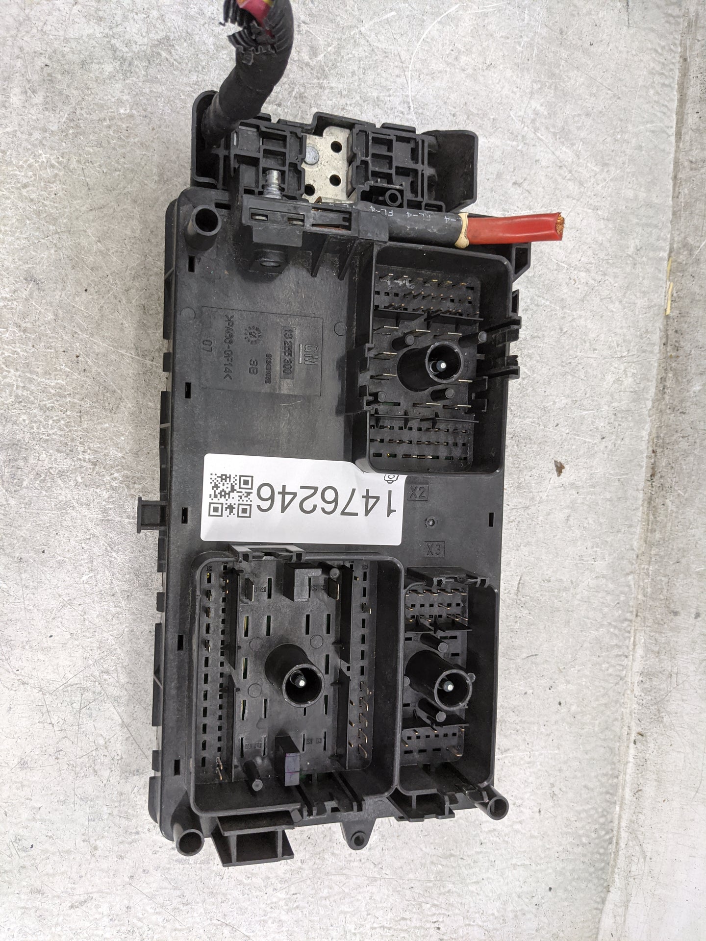 2011-2014 Chevrolet Cruze Fusebox Fuse Box Panel Relay Module P/N:13255300 Fits Fits 2011 2012 2013 2014 OEM Used Auto Parts
