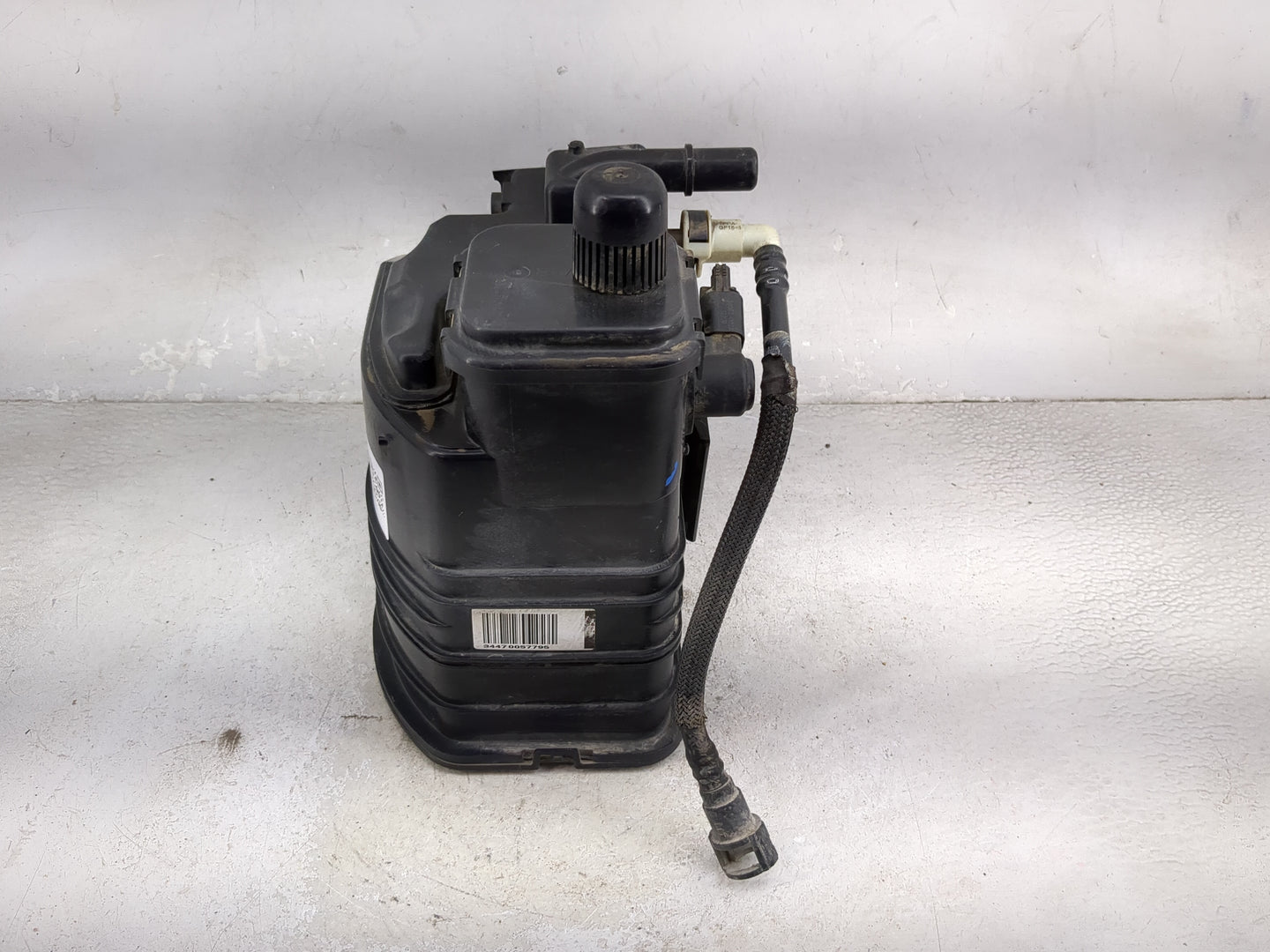 2013 Chevrolet Cruze Fuel Vapor Charcoal Canister 1476932 - Oemusedautoparts1.com
