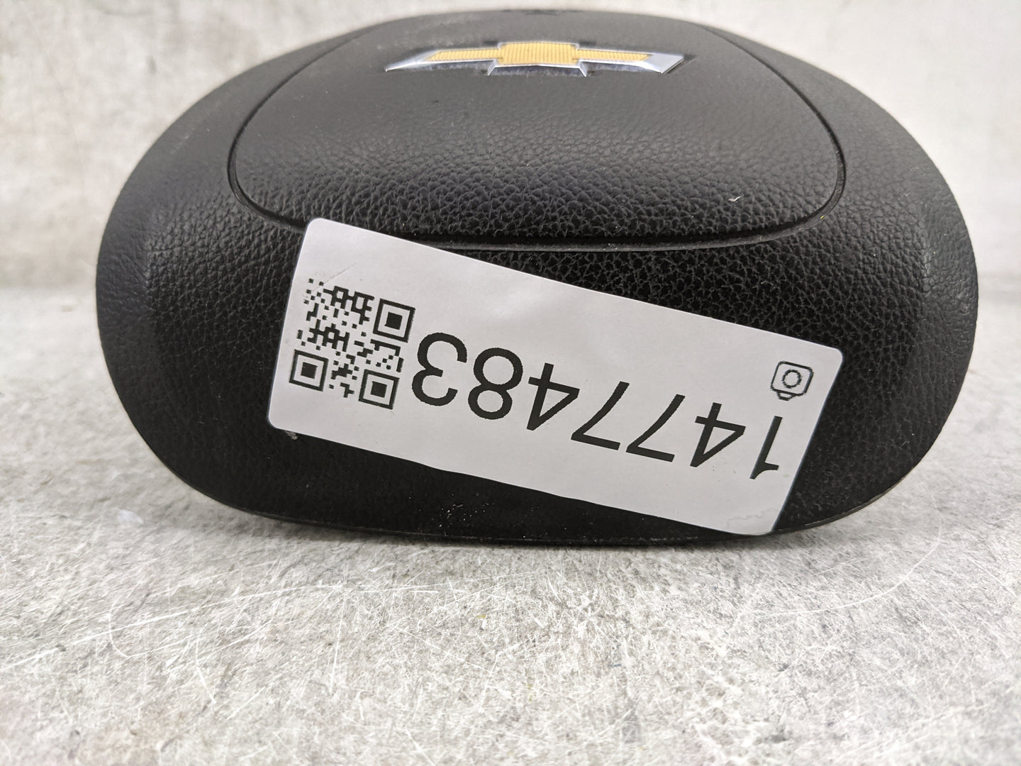 2011-2013 Chevrolet Cruze Air Bag Driver Left Steering Wheel Mounted 1477483 - Oemusedautoparts1.com